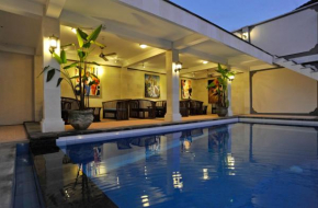 Aquarius Beach Hotel